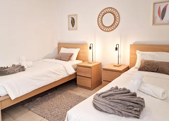 4 Bedrooms Ocean View Amarilla Golf *